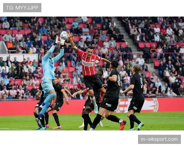 全场结束:本菲卡1-1战平埃因霍温,两队将进入加时赛